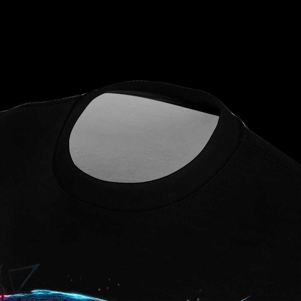Black t-shirt with a gray inner lining zoomed to show collar. 